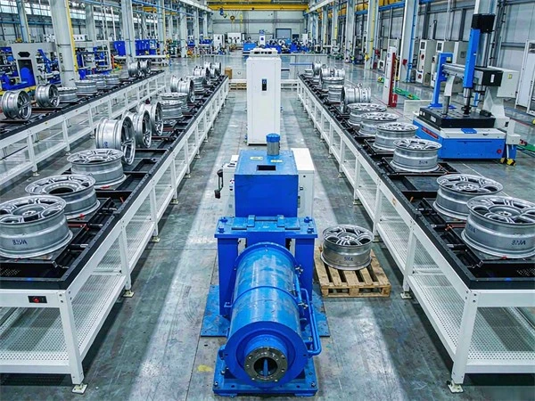 Strict quality inspection lab